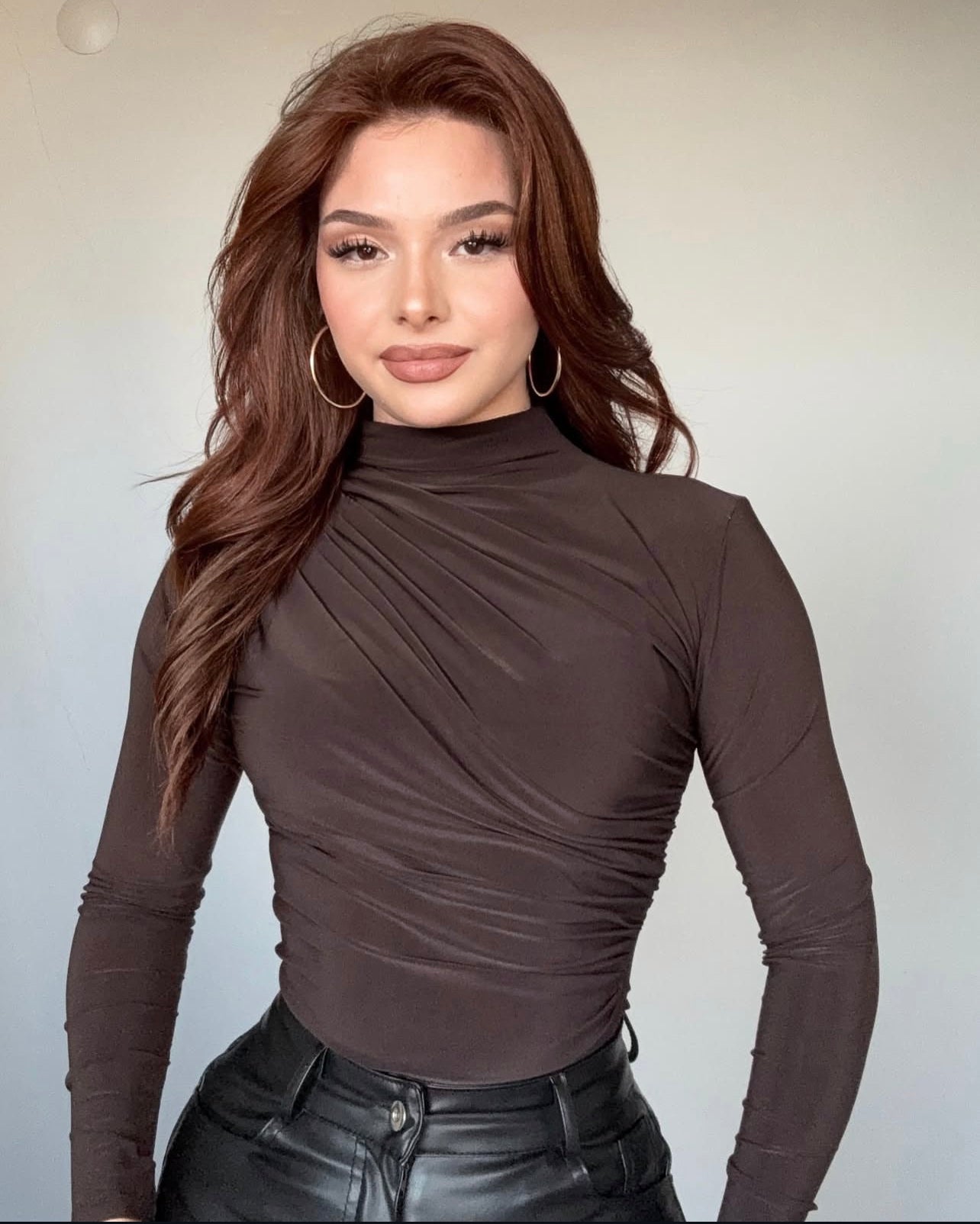 Pull drapé